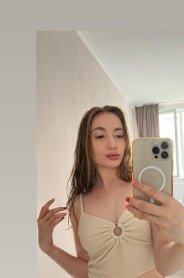 Фотография номер 2 - Джована, 18 лет
