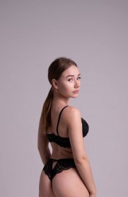 Фотография номер 2 - Оливия, 19 лет