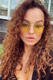 Фотография номер 3 - Риана, 36 лет